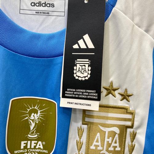 adidas (アディダス) サッカーウェア(トップス) メンズ SIZE 2XL ホワイト×ブルー アルゼンチン代表 2024 ホーム IP8409