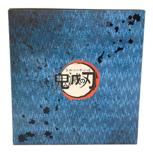 鬼滅の刃 (キメツノヤイバ) 嘴平伊之助 フィギュア 1/8スケールフィギュア