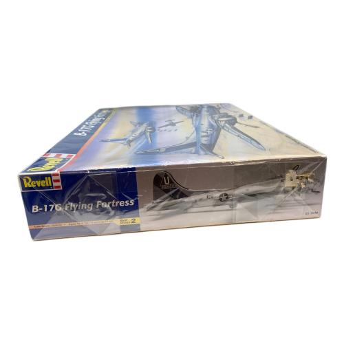 1/48 B-17G FLYING FORTRESS プラモデル