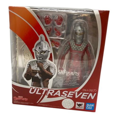 S.H.Figuarts (エス・エイチ・フィギュアーツ) ウルトラセブン ウルトラマン