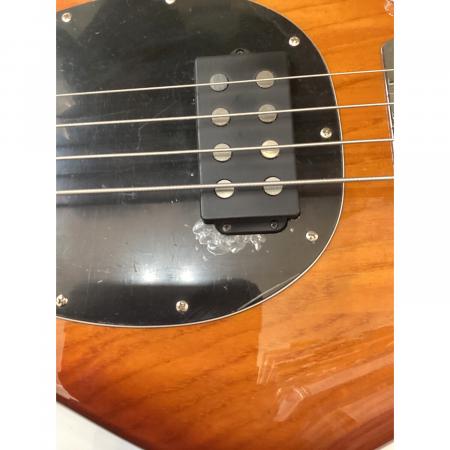 Sterling by Musicman (スターリン バイ ミュージックマン) エレキ