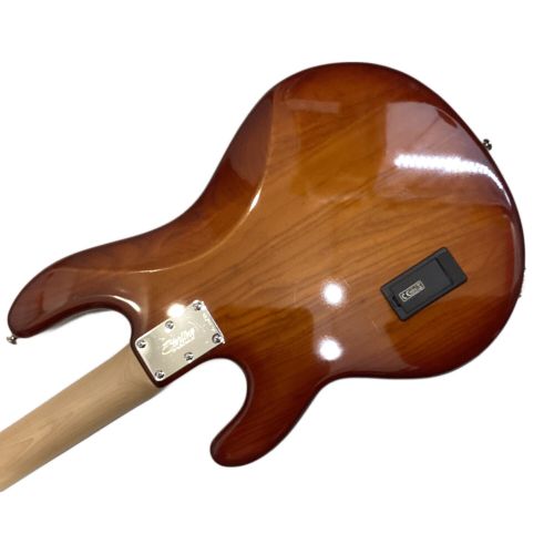 Sterling by MUSICMAN (スターリン バイ ミュージックマン) エレキベース @ Ray 34 動作確認済み SR14014