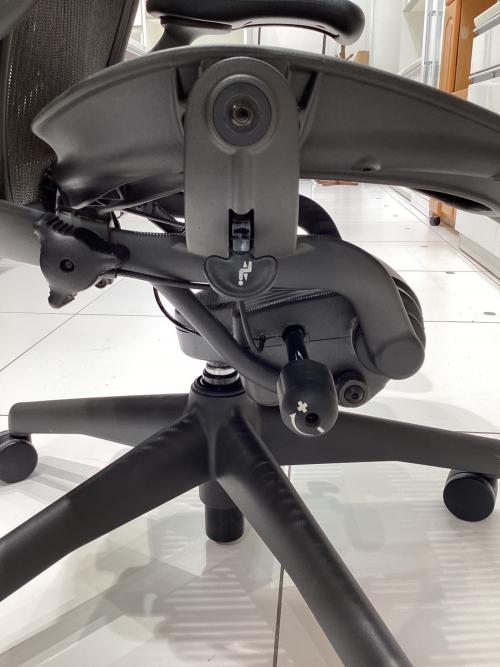 Herman Miller (ハーマンミラー) アーロンチェア ブラック 1人掛け AE113AWB-0001 クラシック ポスチャーフィット