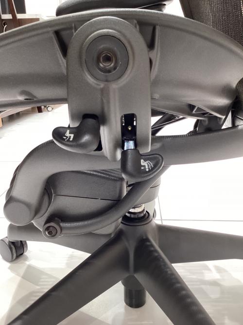 Herman Miller (ハーマンミラー) アーロンチェア ブラック 1人掛け AE113AWB-0001 クラシック ポスチャーフィット