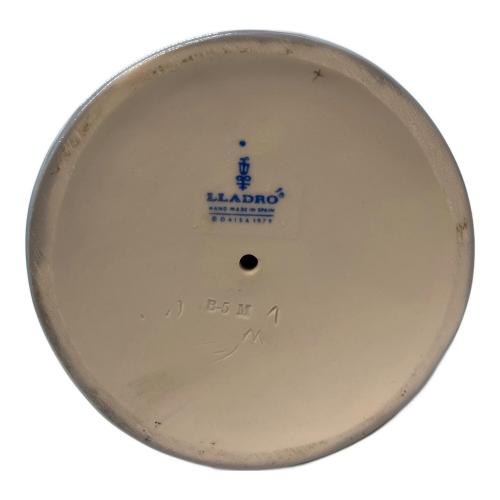 LLADRO (リヤドロ) 踊る少女