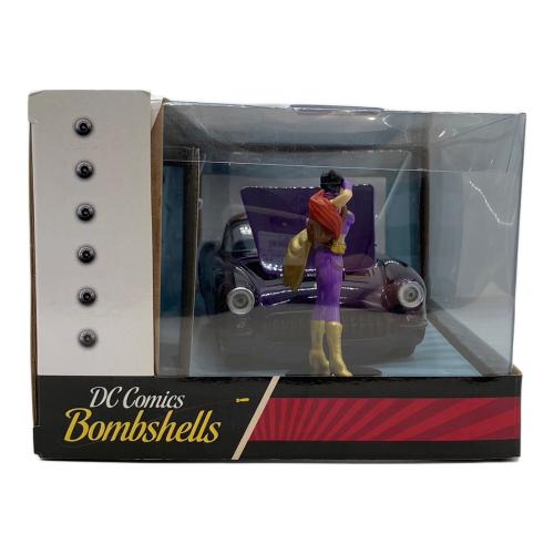 METAL DIE CAST ダイキャストカー BATGIRL&1957CHEVY CORVETTE
