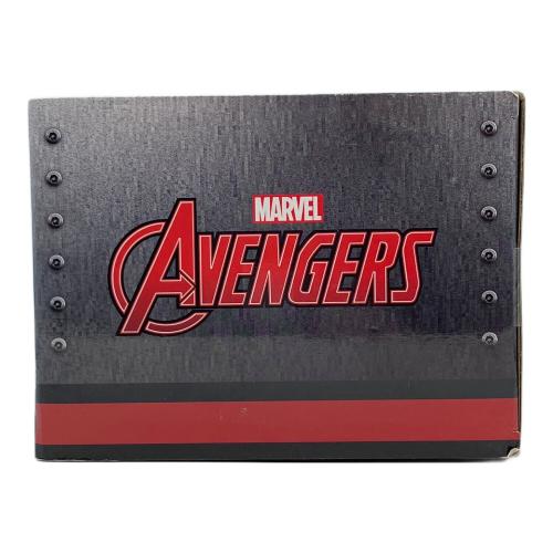 JADA (ジェイダ) ダイキャストカー CAPTAIN MARVEL&1973FORD MUSTANG MACH1