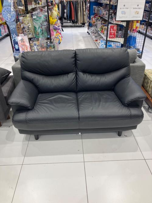 ニトリ 2人掛けソファー ブラック 合皮
