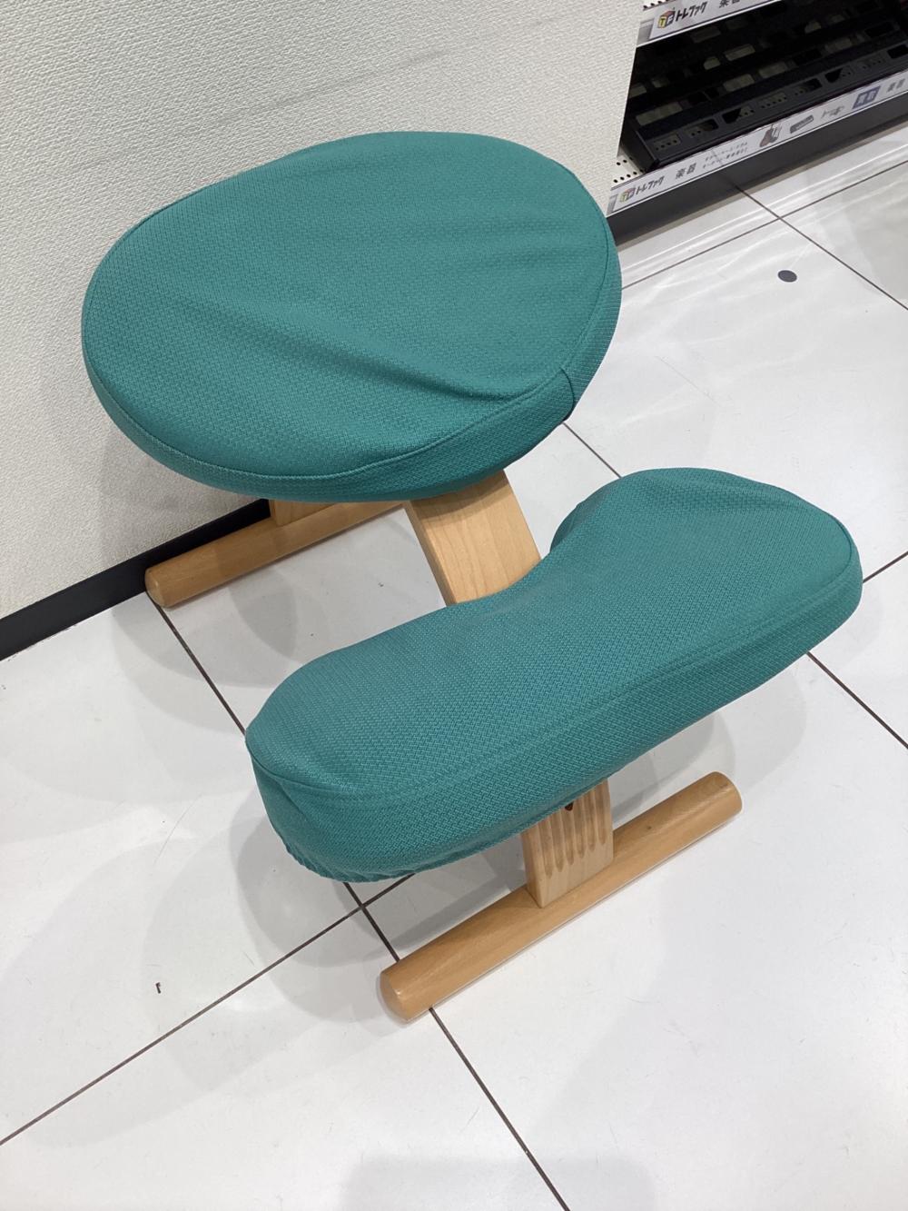 美品　リボ　RYBO　バランスチェア　バランスイージー　人気色　グリーン RYBO リボ バランスラボ バランスイージー バランスチェア ライト