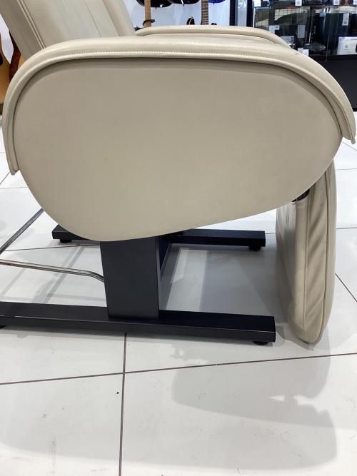 タカラベルモント リクライニングチェアー 非電動 現状販売 アイボリー 快適美顔