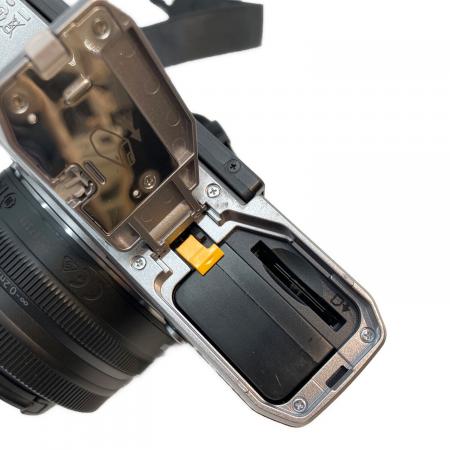 Nikon (ニコン) ミラーレス一眼カメラ N2016 レトロ調APS-Cミラーレス