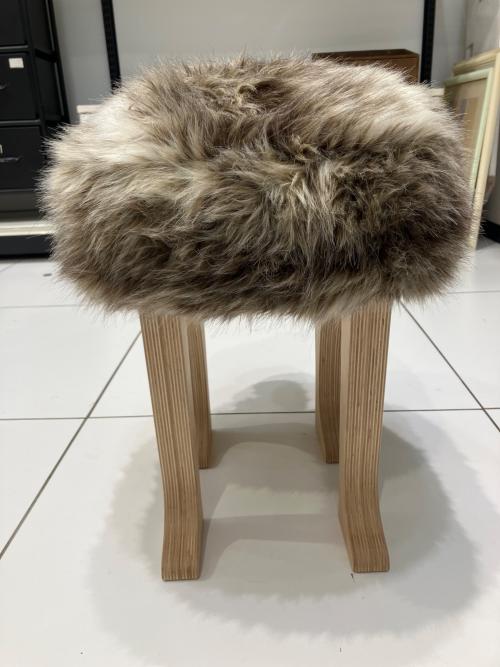 匠工芸 (タクミコウゲイ) アニマルスツール コヨーテブラウン