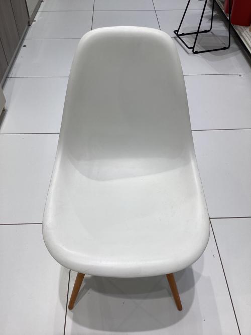 Vitra (ヴィトラ) イームズプラスチックシェルサイドチェア ホワイト