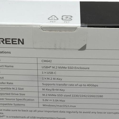 UGREEN (ユーグリーン) SSD外付けケース CM642 USB4 M.2 NVMe SSD Enclosure
