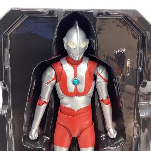S.H.Figuarts (エス・エイチ・フィギュアーツ) ウルトラマン S.H.Figuarts(真骨彫製法) ウルトラマン