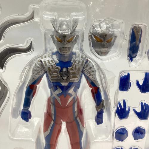 S.H.Figuarts (エス・エイチ・フィギュアーツ) ウルトラマンゼロ ウルトラマン