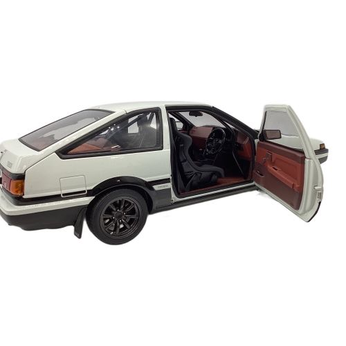 頭文字 D プラモデル 1/18 トヨタ スプリンター トレノ (AE86) プロジェクトD ファイナルバージョン 未使用品