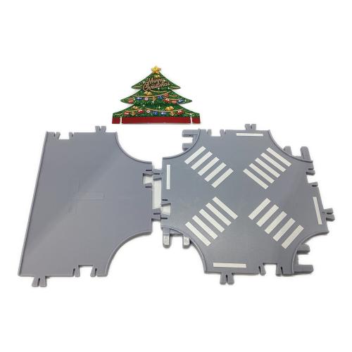 TAKARA TOMY (タカラトミー) トミカ トミカタウンクリスマスDXセット サンタクロース・トナカイバス付