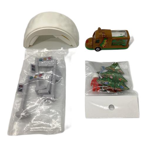 TAKARA TOMY (タカラトミー) トミカ トミカタウンクリスマスDXセット サンタクロース・トナカイバス付