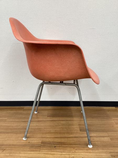 Herman Miller (ハーマンミラー) アームシェルチェア 4レッグベース
