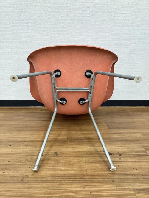 Herman Miller (ハーマンミラー) アームシェルチェア 4レッグベース GATC社 ダブルトライアングルスタンプ(1959～1962)