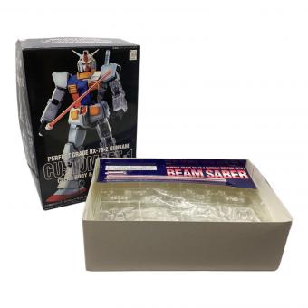 BANDAI (バンダイ) ガンプラ PG 1/60 RX-78-2 ガンダム カスタムセット1