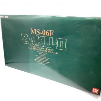 BANDAI (バンダイ) ガンプラ BANDAI赤ロゴ 1/60PG MS-06F ZAKU-Ⅱ (ザク2)