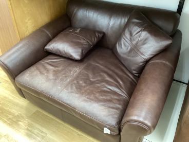 ligne roset ブラウンオットマン ligne roset (リーンロゼ) オットマン ブラウン TOGO｜トレファクONLINE