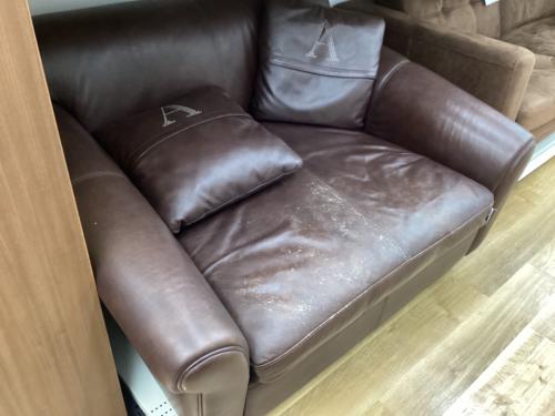 TIMELESS COMFORT ORIGINAL 2人掛けソファー ブラウン GIL