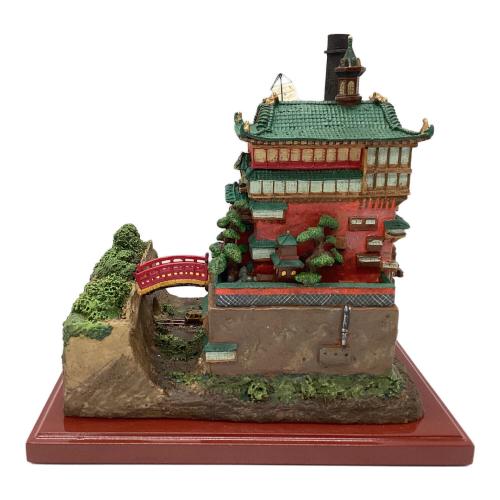 千と千尋の神隠し DVDコレクターズエディション 屋油 ジオラマ 4720/10000 @