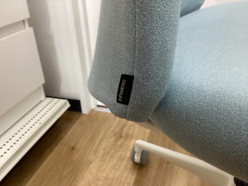 okamura (オカムラ) オフィスチェア グレー×ホワイト 1人掛け CD13WW-FXW9