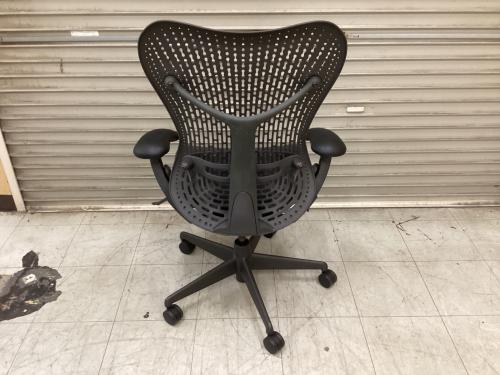 Herman Miller (ハーマンミラー) オフィスチェア ブラック ミラチェア 2009年 @ 1人掛け MR113AAM