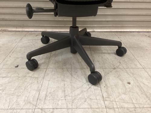 Herman Miller (ハーマンミラー) オフィスチェア ブラック ミラチェア 2009年 @ 1人掛け MR113AAM