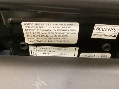 Herman Miller (ハーマンミラー)  ブラック ミラチェア 2009年 @ 1人掛け MR113AAM