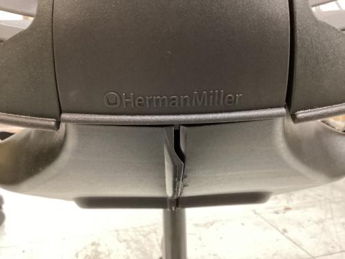 Herman Miller (ハーマンミラー) オフィスチェア ブラック ミラチェア 2009年 @ 1人掛け MR113AAM