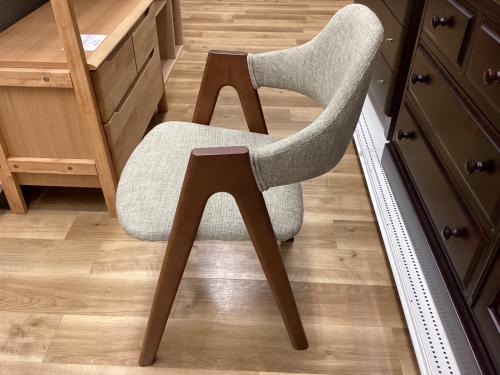 株式会社プラス リプロダクトチェア グレー×ブラウン