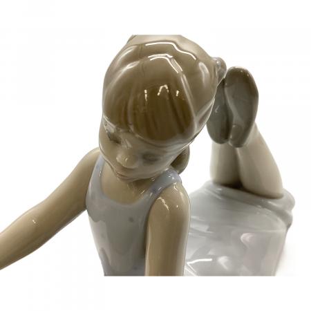 【希少】リヤドロ/lladro　カントリーライド　フィギュリン LLADRO (リヤドロ) フィギュリン Courtney（少女コートニー