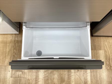 AQUA (アクア) 3ドア冷蔵庫 AQR-26R 2024年製 318 262L｜トレファクONLINE