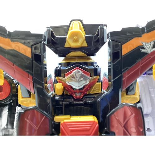 怪盗戦隊ルパンレンジャーVS警察戦隊パトレンジャー (カイトウセンタイルパンレンジャーケイサツセンタイパトレンジャー) DXビクトリールパンカイザー＆サイレンルパンカイザーセット 戦隊ヒーロー