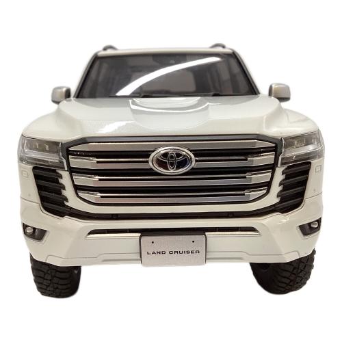 京商 (キョウショウ) トヨタ ランドクルーザー 300 プレシャスホワイトパール ラジコン MINI-Z 4×4