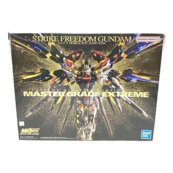BANDAI (バンダイ) ストライクフリーダムガンダム ガンプラ MGEX 1/100