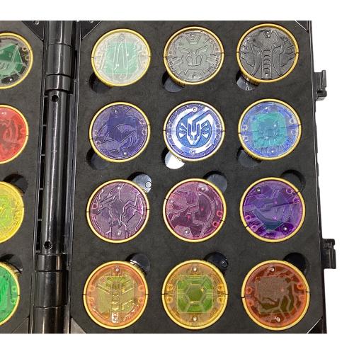 DXオーズドライバー・メダルホルダー・メダルセット 03421 キズ有 メダル計27枚