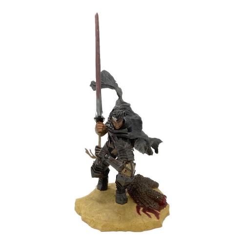 ART OF WAR (アートオブウォー) BERSERK Guts Berserk 限定版フィギュア シリアル番号:0188 破損有 @