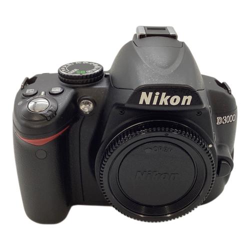 Nikon (ニコン) デジタル一眼レフカメラ D3000