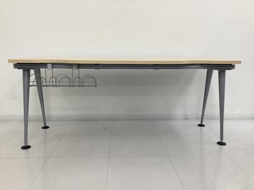 Herman Miller (ハーマンミラー) テーブル ナチュラル アバックエンバイロメンツ