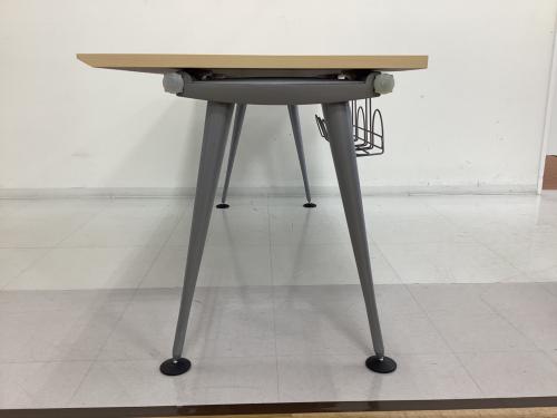 Herman Miller (ハーマンミラー) テーブル ナチュラル アバックエンバイロメンツ