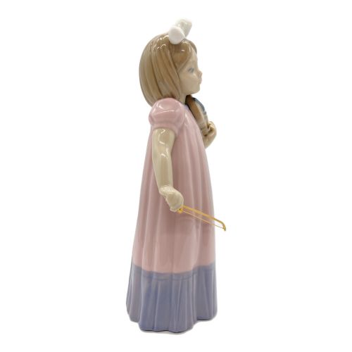 LLADRO (リヤドロ) アンティーク小物 バイオリンと少女 1034