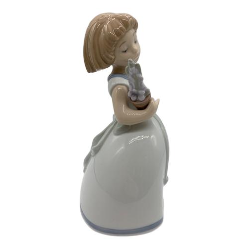 LLADRO NAO (リヤドロ ナオ) フィギュリン 可愛いお花グラジオラス
