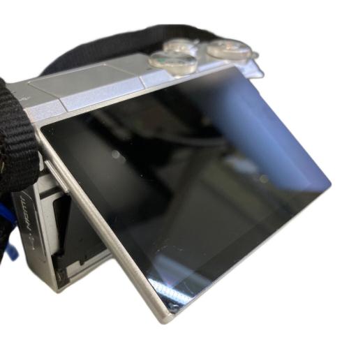 Nikon (ニコン) ミラーレス一眼カメラ ダブルズームレンズキット 2015年製 1 J5 約2081万画 専用電池 -