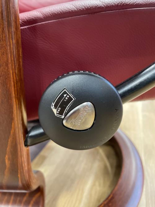 Ekornes (エコーネス) ストレスレスチェア ボルドー シールはがれ有